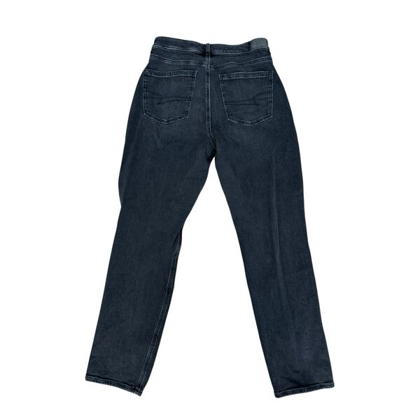 American Eagle Strigid Mom Jean Black Wash Denim Ripped Knees High Rise Size 8 - Picture 3 of 13